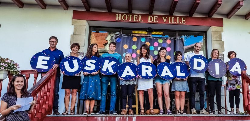 Euskaraldia, photo des 11 participants Hendayais