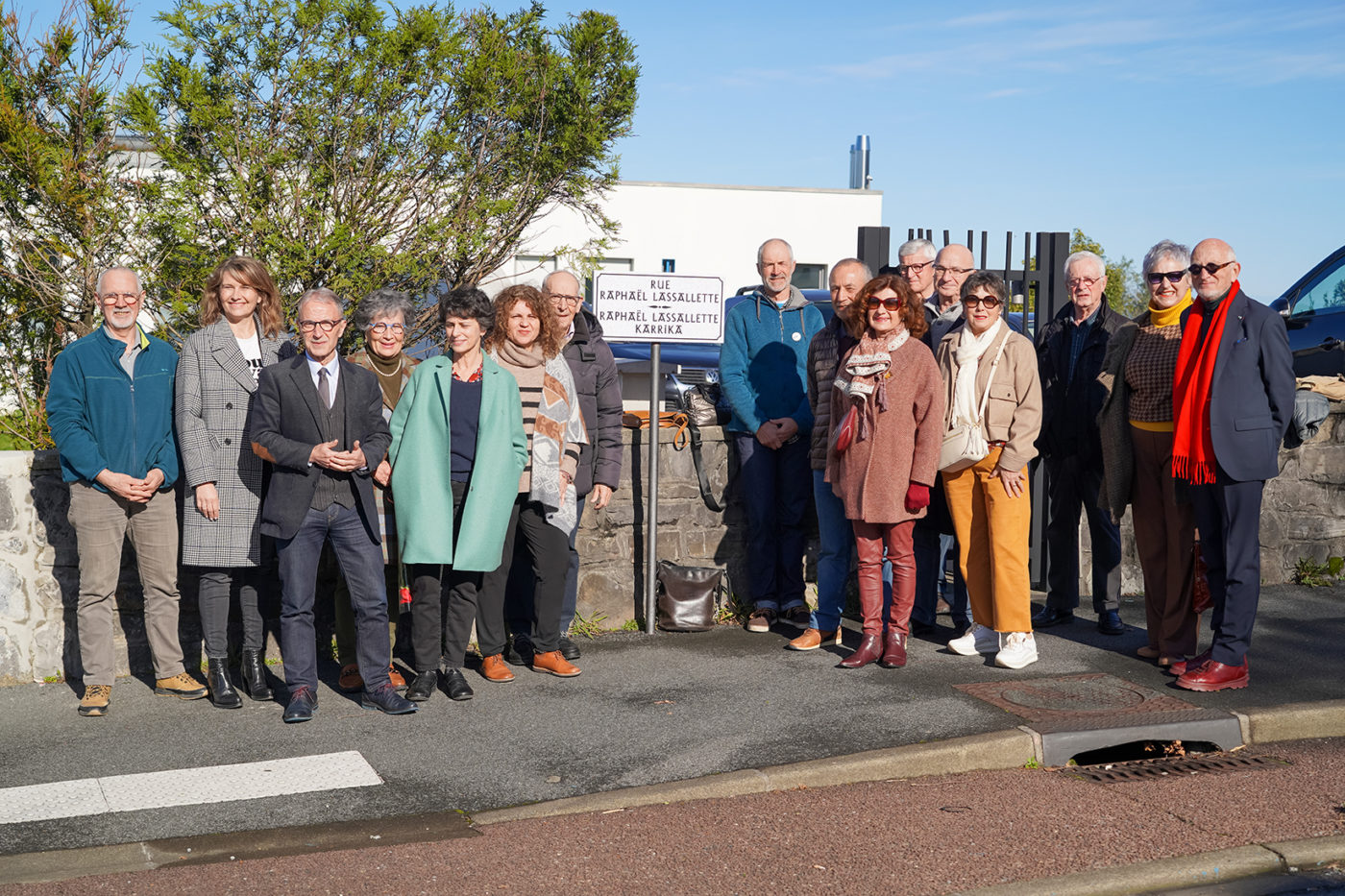 La Rue des Réservoirs devient la Rue Raphaël Lassallette Hendaye